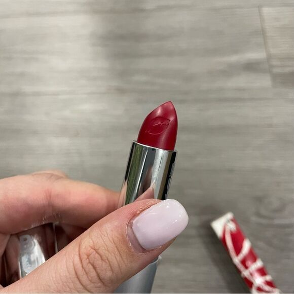 3/$25 ✺ Buxom Full Force Red Raptors Lipstick Baller - Picture 3 of 7
